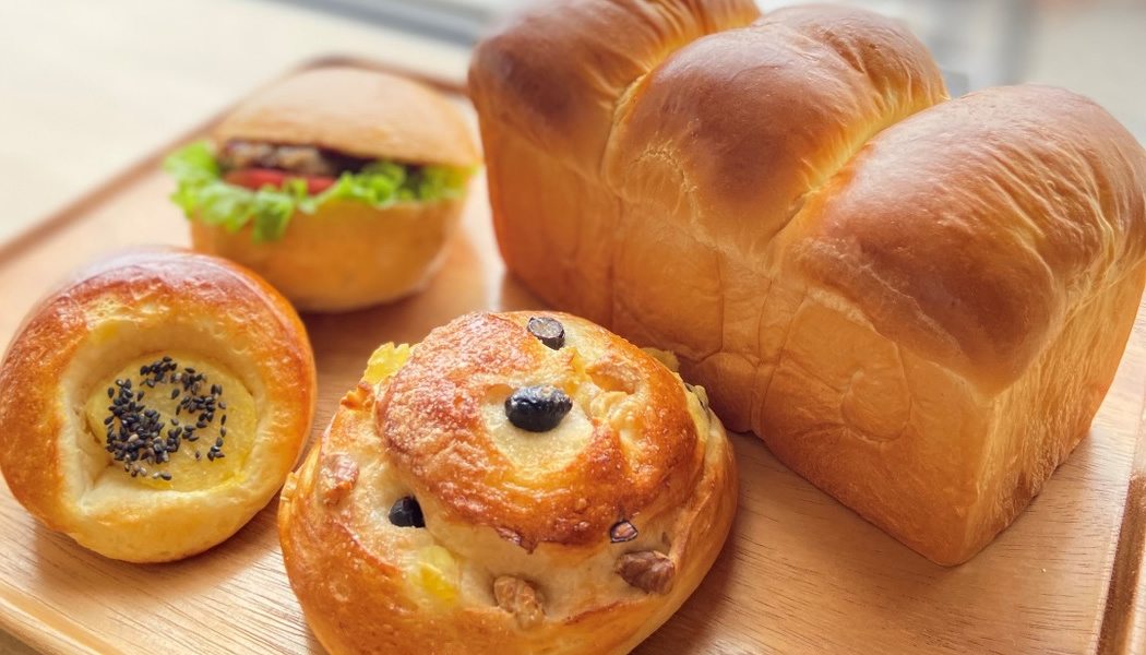 焼き立てパン工房 ドラゴンママ
